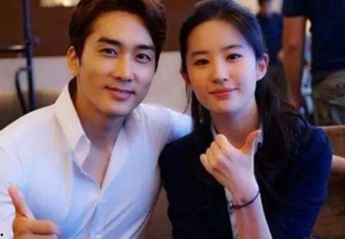 娱乐圈吃瓜读心小说推荐