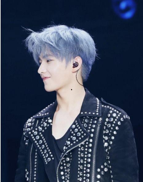 吃瓜娱乐迪丽热巴杨洋,瓜田娱乐，甜蜜互动引关注